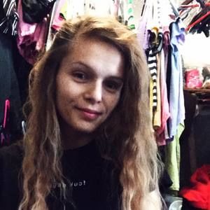 Meet your Posher, Ashlee